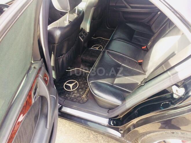 Mercedes E 220 2000, 350,000 km - 2.2 l - Bakı