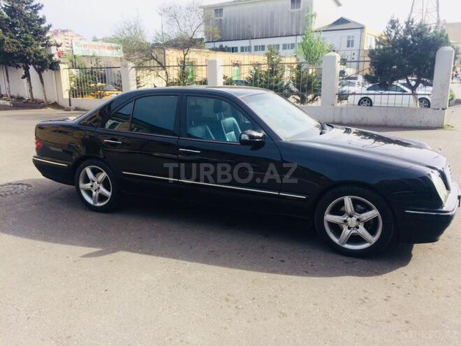 Mercedes E 220 2000, 350,000 km - 2.2 l - Bakı