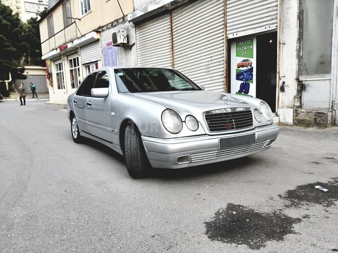 Mercedes E 240 1998, 343,300 km - 2.4 л - Bakı