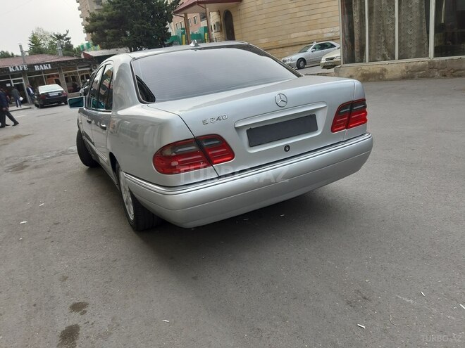 Mercedes E 240 1998, 343,300 km - 2.4 л - Bakı