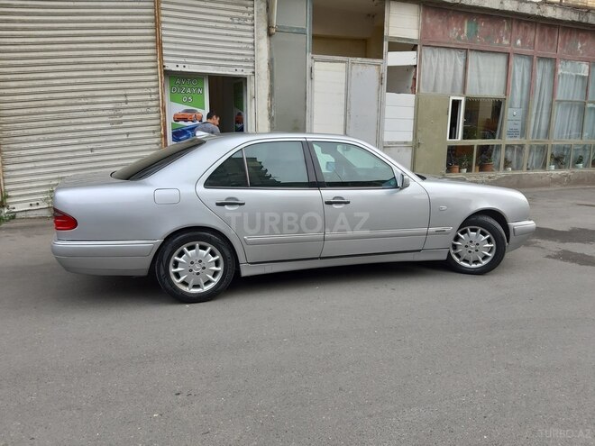 Mercedes E 240 1998, 343,300 km - 2.4 л - Bakı