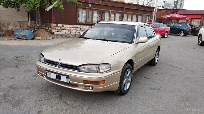 Toyota Camry 1995, 380,000 km - 2.2 l - Bakı