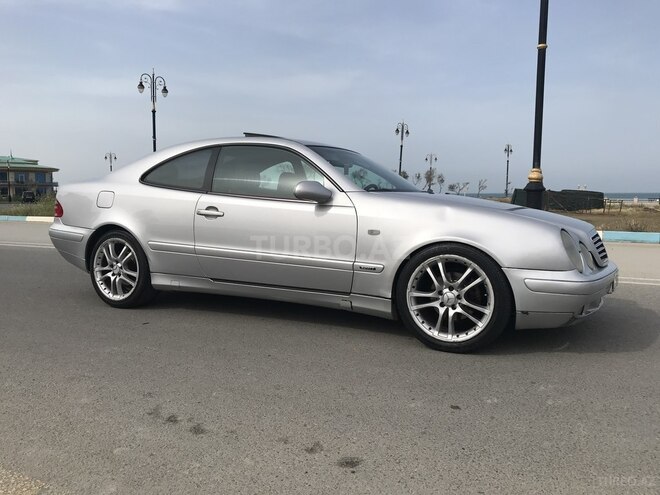 Mercedes  1999, 268,000 km - 2.3 l - Sumqayıt