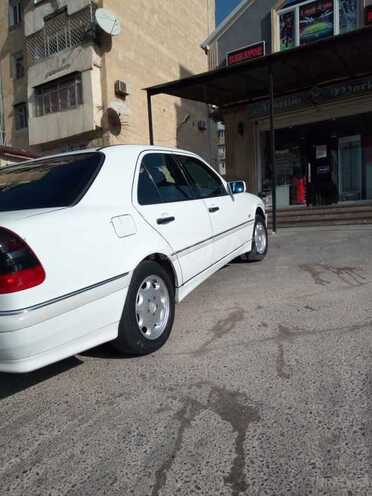 Mercedes C 240 1999, 235,056 km - 2.4 l - Bakı