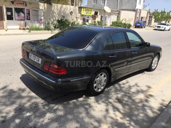 Mercedes E 270 2000, 278,000 km - 2.7 l - Bakı