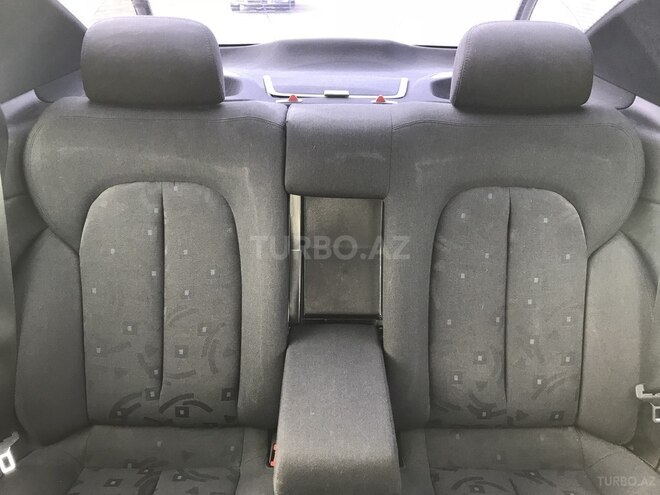 Mercedes  1999, 268,000 km - 2.3 l - Sumqayıt