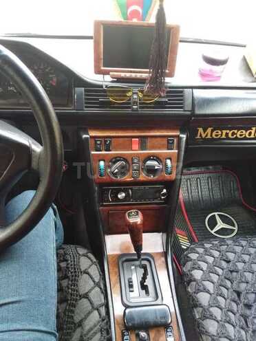 Mercedes E 220 1994, 309,000 km - 2.2 l - Bakı