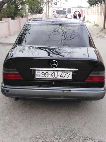 Mercedes E 220 1994, 309,000 km - 2.2 l - Bakı