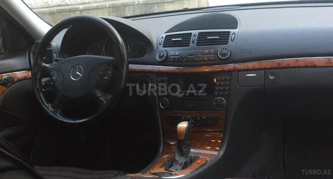Mercedes E 240 2003, 197,000 km - 2.6 l - Bakı