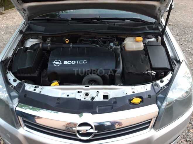 Opel Astra 2010, 240,000 km - 1.3 l - Qazax