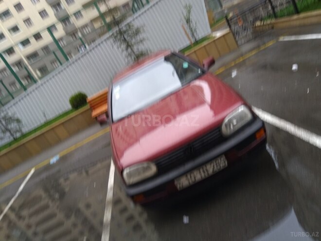 Volkswagen Golf 1993, 300,000 km - 1.8 l - Bakı