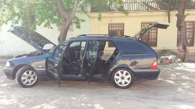 Mercedes C 200 1999, 260,000 km - 2.0 л - Gəncə