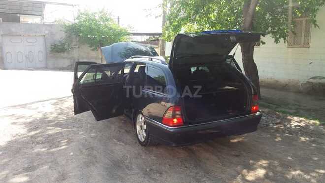 Mercedes C 200 1999, 260,000 km - 2.0 л - Gəncə