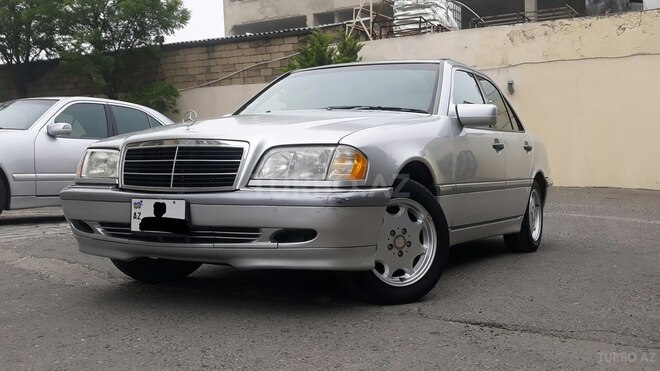 Mercedes C 230 2000, 186,000 km - 2.3 l - Bakı