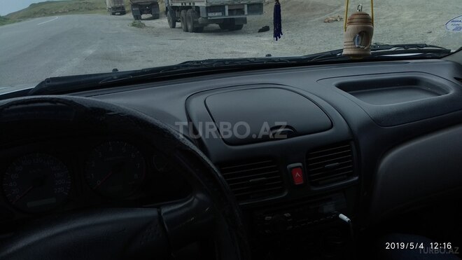 Nissan Sunny 2002, 345,000 km - 0.2 л - Bakı