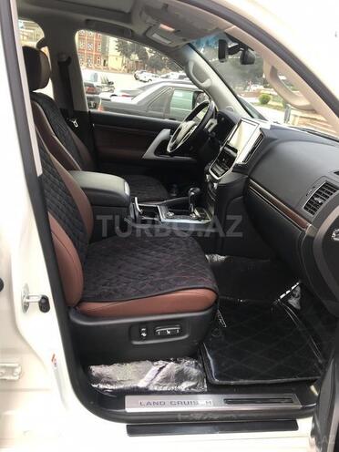 Toyota Land Cruiser 2017, 5,000 km - 4.5 л - Bakı