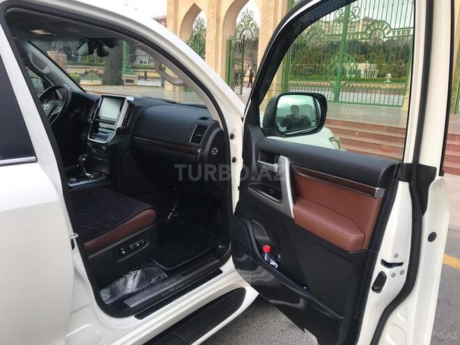 Toyota Land Cruiser 2017, 5,000 km - 4.5 л - Bakı