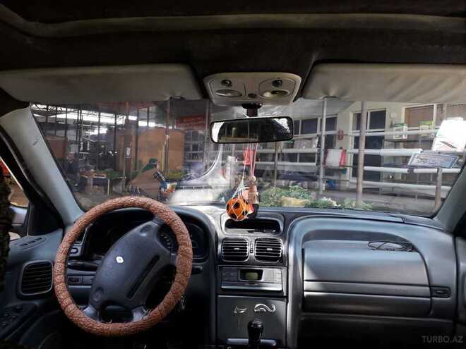 Renault Logan 2002, 56,000 km - 1.6 l - Sabirabad