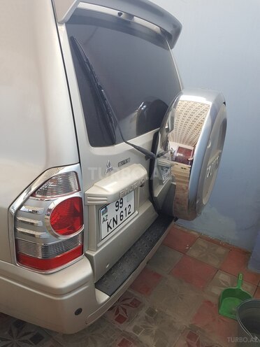 Mitsubishi Pajero 2003, 191,000 km - 3.0 l - Bakı