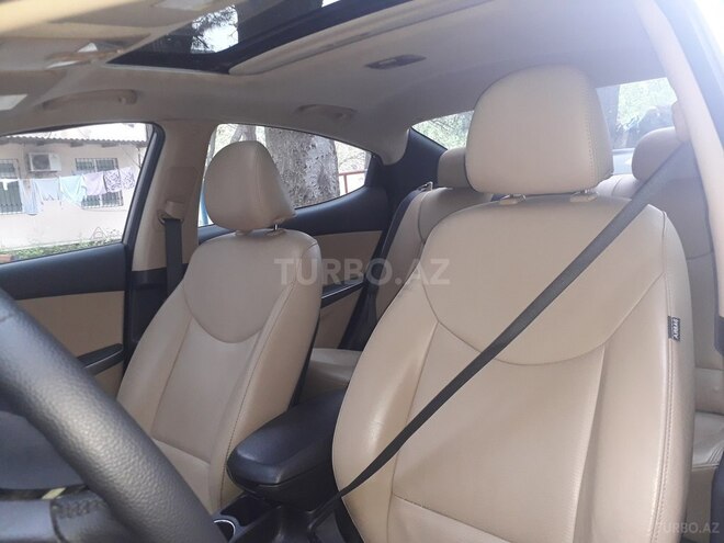 Hyundai Elantra 2013, 90,000 km - 1.8 л - Bakı