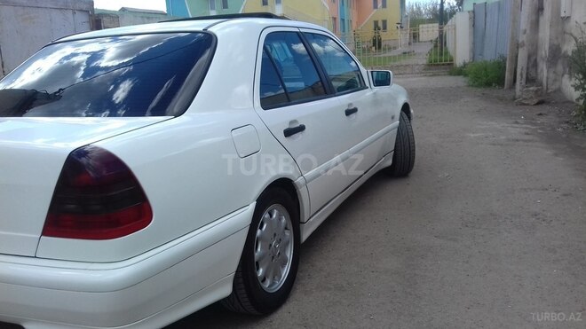 Mercedes C 200 1999, 158,800 km - 2.0 l - Biləsuvar