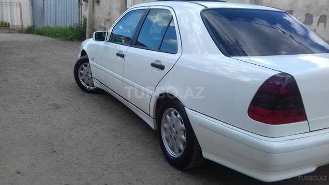 Mercedes C 200 1999, 158,800 km - 2.0 l - Biləsuvar