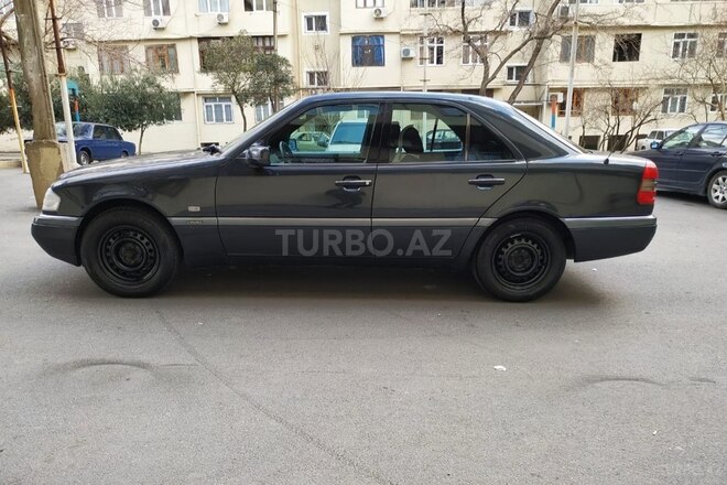 Mercedes C 200 1997, 385,000 km - 2.0 л - Bakı