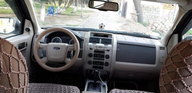 Ford Escape 2010, 128,300 km - 2.5 l - Sumqayıt