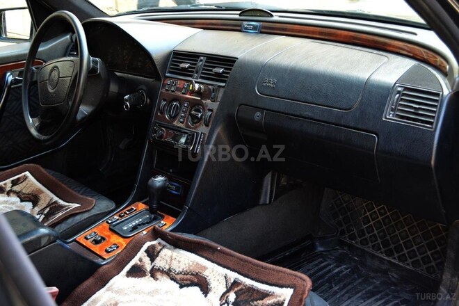 Mercedes C 250 1994, 618,000 km - 2.5 l - Bakı