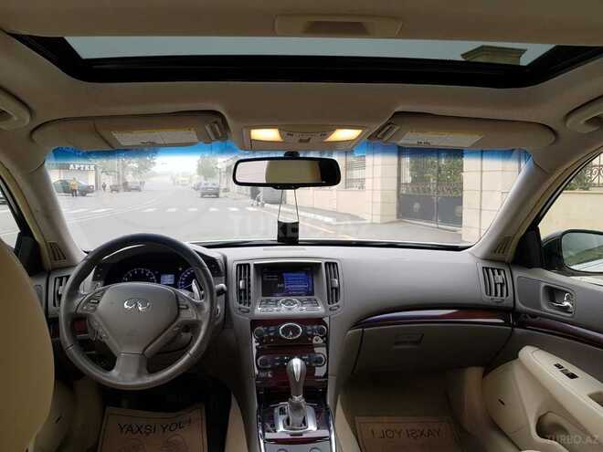 Infiniti  2013, 99,597 km - 3.7 l - Bakı