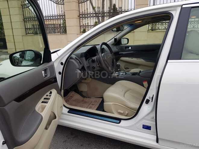 Infiniti  2013, 99,597 km - 3.7 l - Bakı