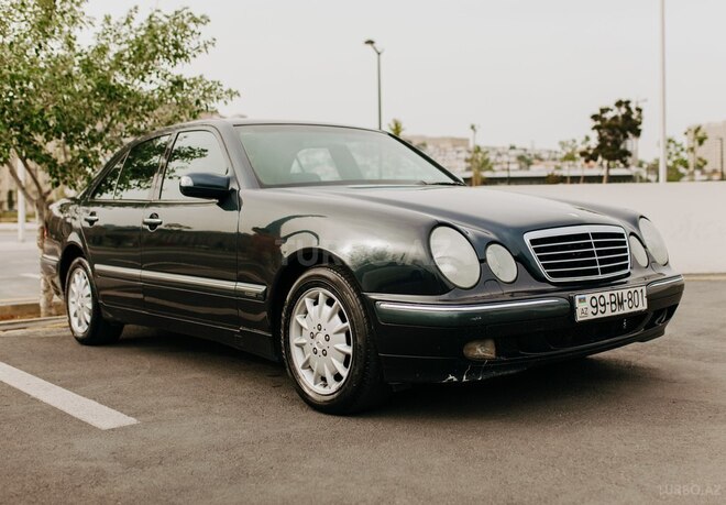 Mercedes E 200 1999, 380,000 km - 2.0 l - Bakı