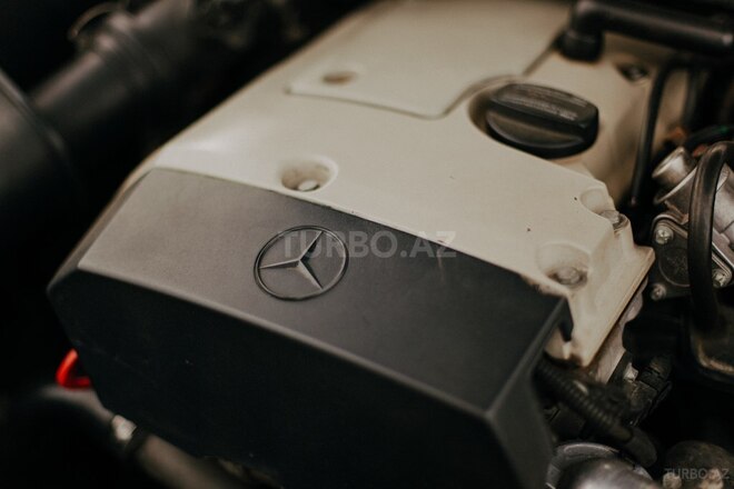 Mercedes E 200 1999, 380,000 km - 2.0 l - Bakı