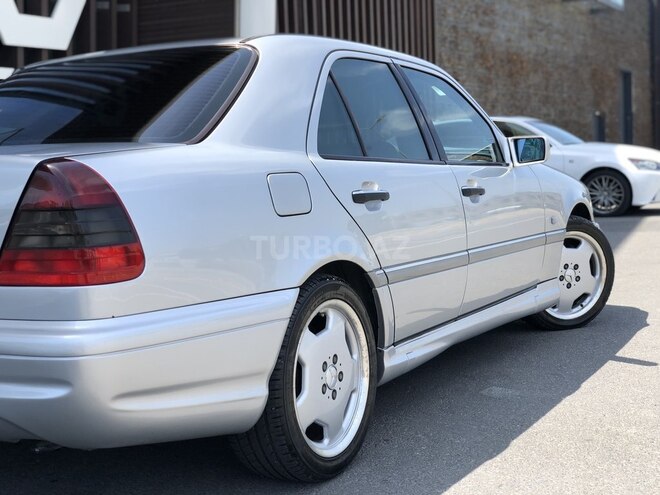 Mercedes C 240 1999, 152,200 km - 2.4 l - Bakı