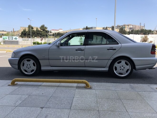 Mercedes C 240 1999, 152,200 km - 2.4 l - Bakı