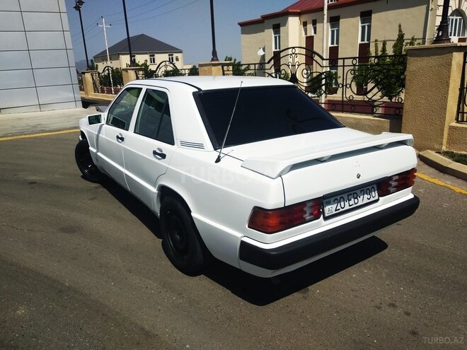 Mercedes 190 1992, 358,000 km - 2.0 l - Göygöl