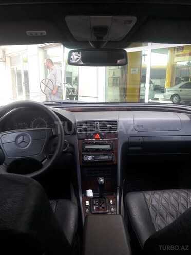 Mercedes C 280 1997, 310,000 km - 2.8 l - Bakı