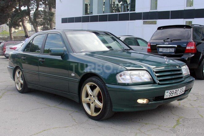 Mercedes C 200 1998, 282,090 km - 2.0 l - Bakı