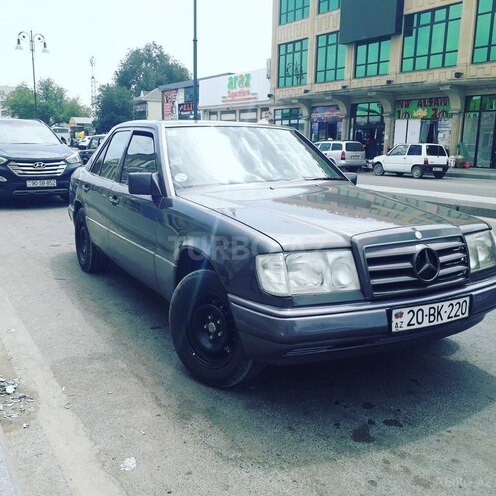 Mercedes E 250 1991, 35,880 km - 0.3 l - Beyləqan