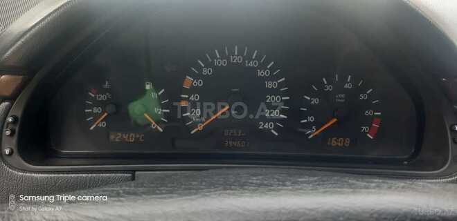 Mercedes E 200 1998, 394,000 km - 2.0 l - Beyləqan