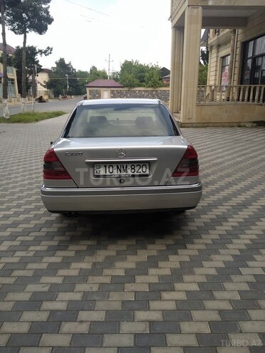 Mercedes C 220 1994, 420,000 km - 2.2 l - Ucar