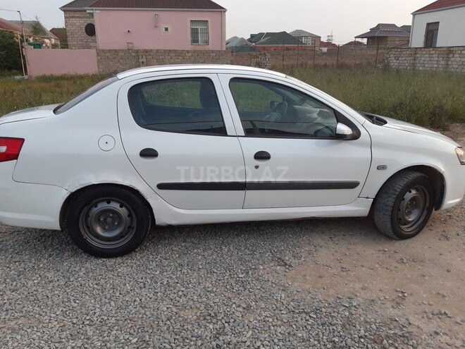 Iran Khodro Runna 2013, 185,000 km - 1.6 l - Bakı