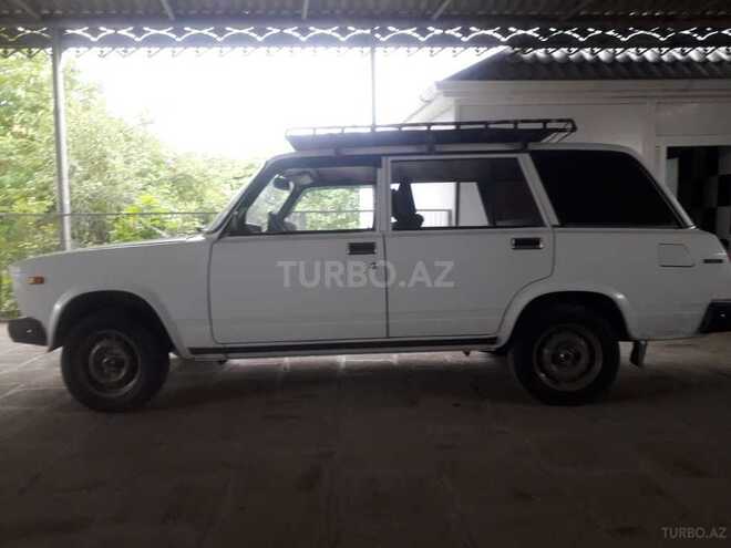 LADA (VAZ) 2104 2006, 73,000 km - 1.3 l - Salyan