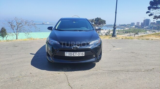 Toyota Corolla 2017, 19,000 km - 1.8 l - Bakı