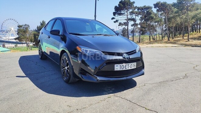Toyota Corolla 2017, 19,000 km - 1.8 l - Bakı