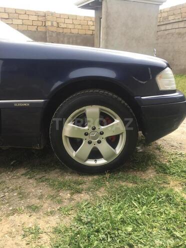 Mercedes C 180 1995, 220,000 km - 1.8 l - Bakı