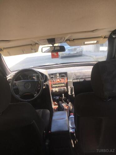 Mercedes C 220 1998, 240,000 km - 2.2 л - Sumqayıt