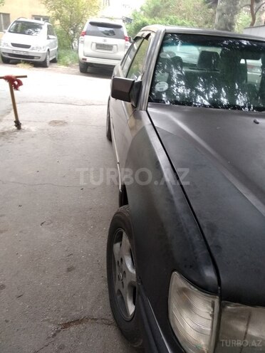 Mercedes E 250 1993, 450,000 km - 2.5 l - Bakı