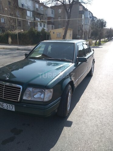 Mercedes E 280 1995, 445,000 km - 2.8 л - Sumqayıt