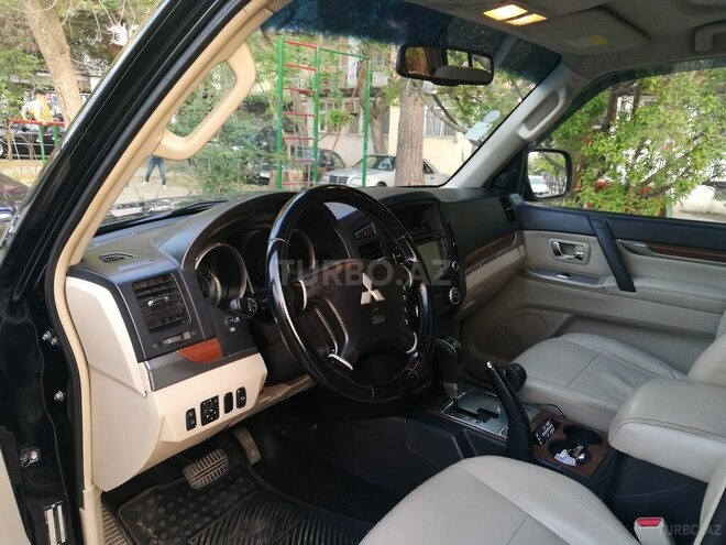 Mitsubishi Pajero 2007, 193,000 km - 3.0 l - Bakı